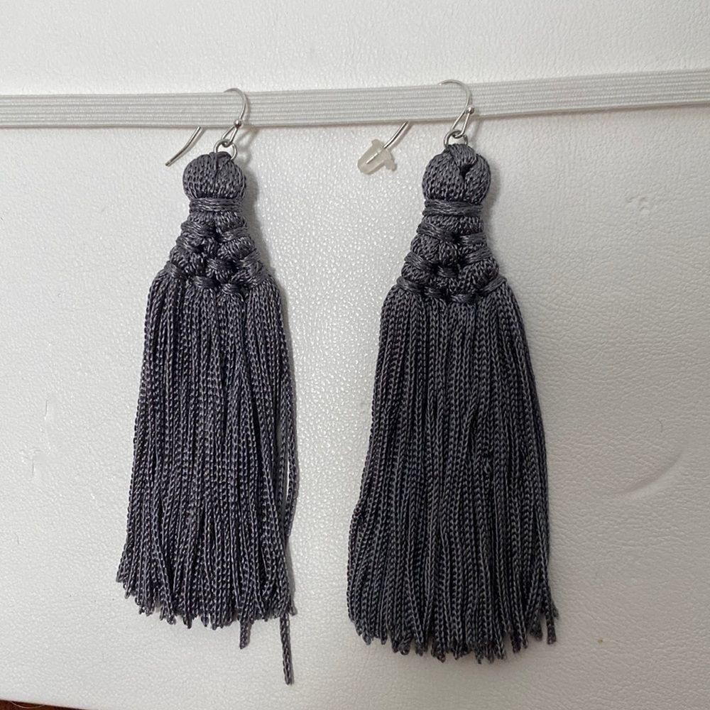 Women’s Earrings Tassel Grey Braided Long - Picture 1 of 2
